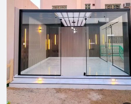 مجالس زجاجية وملاحق خارجيه فخمة بالمدينة:تصاميم عصرية تجمع بين الفخامة وإطلالة