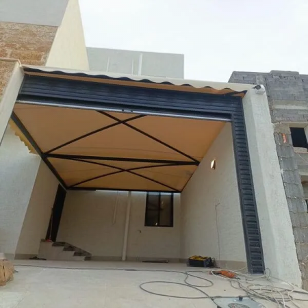 دليل تركيب أفضل مظلات خارجية للمنازل بالمدينة لعام 2026 | تصاميم عصرية وأسعار منافسة