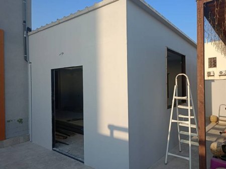 بناء غرف ساندوتش بانل للسطح بالمدينه المنوره 