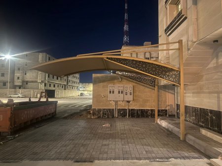 مظلات وسواتر 